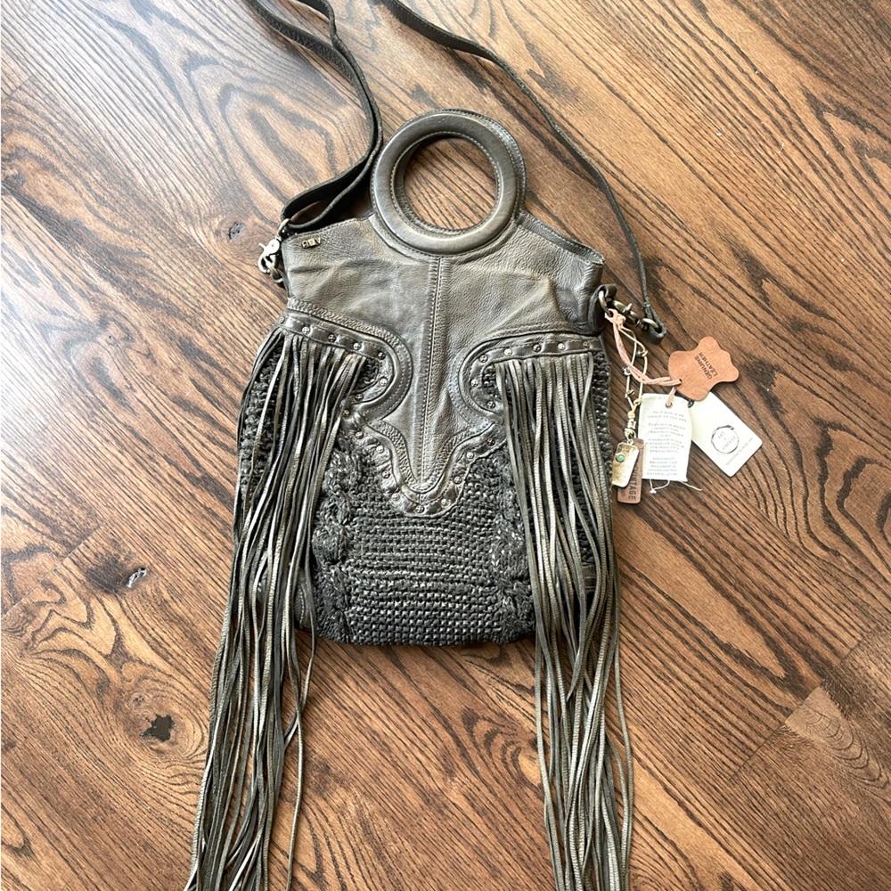 Brand new Cora Ring tote by ArtsNVintage. Adjustable/removable strap.